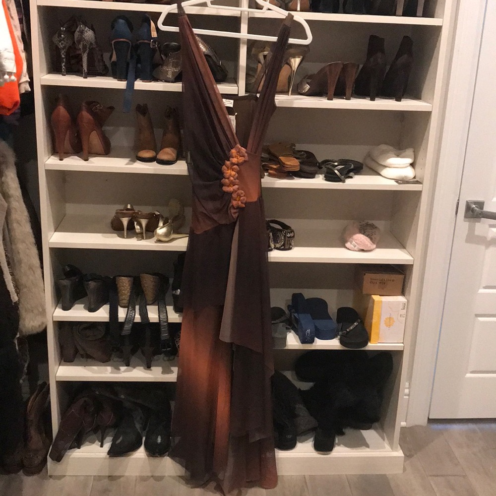 INCREDIBLE designer Ema Savahl semiformal dress.